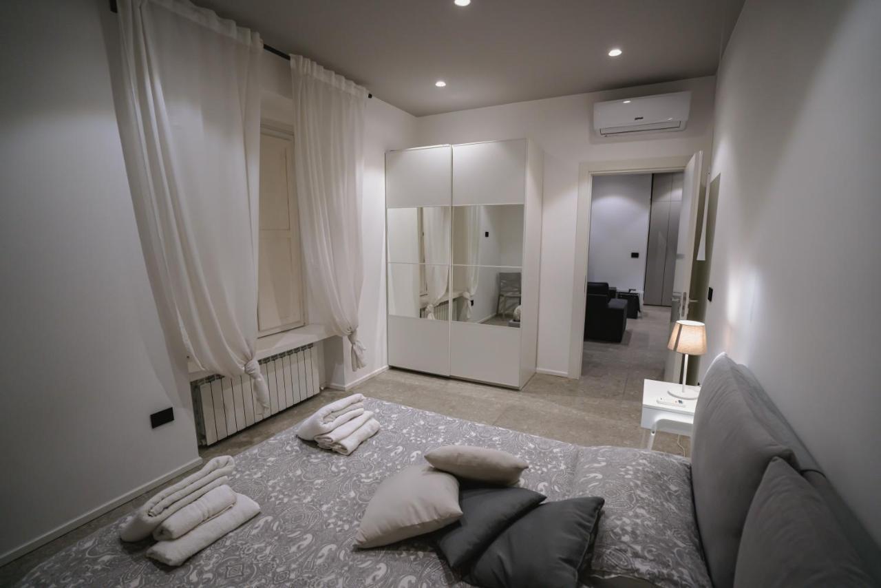 De Luca 6 Apartments Salerno Exterior foto